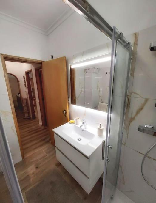 Cozy Apartment Near The Beach In Costa De Caparica Kültér fotó